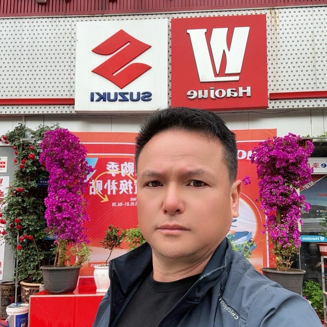 新晃豪爵五洲国际精品店