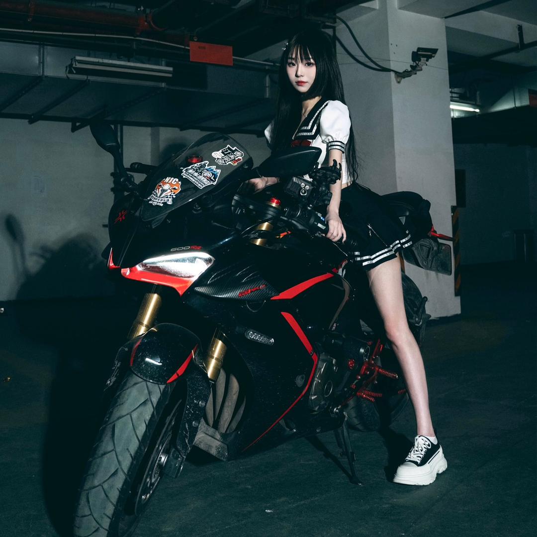 蜡笔小淇🍼