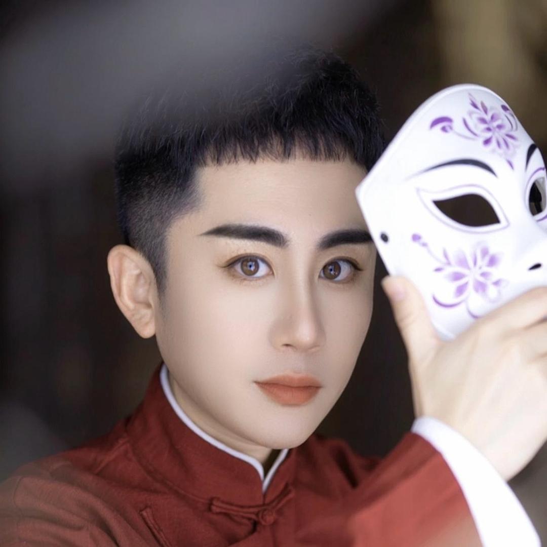 @袁来是你  东辉