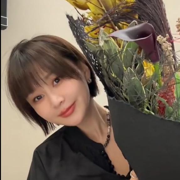 梨九九定制女装 轻奢女装