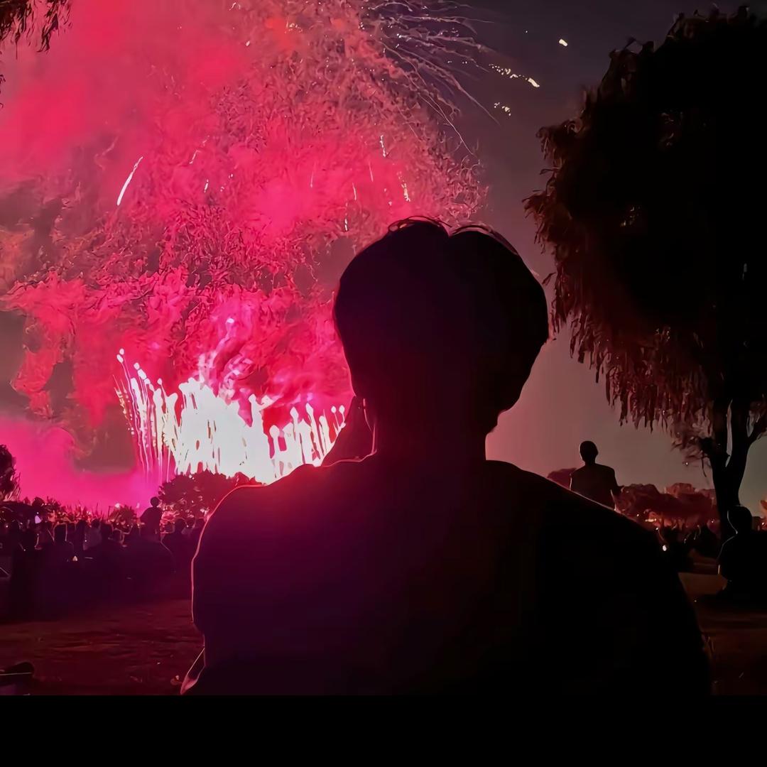 我顶着大太阳，