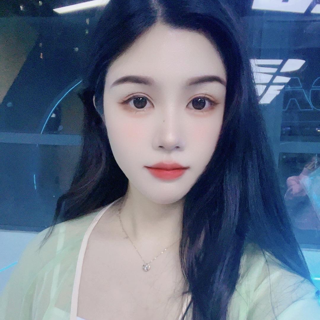 小露露Lucy