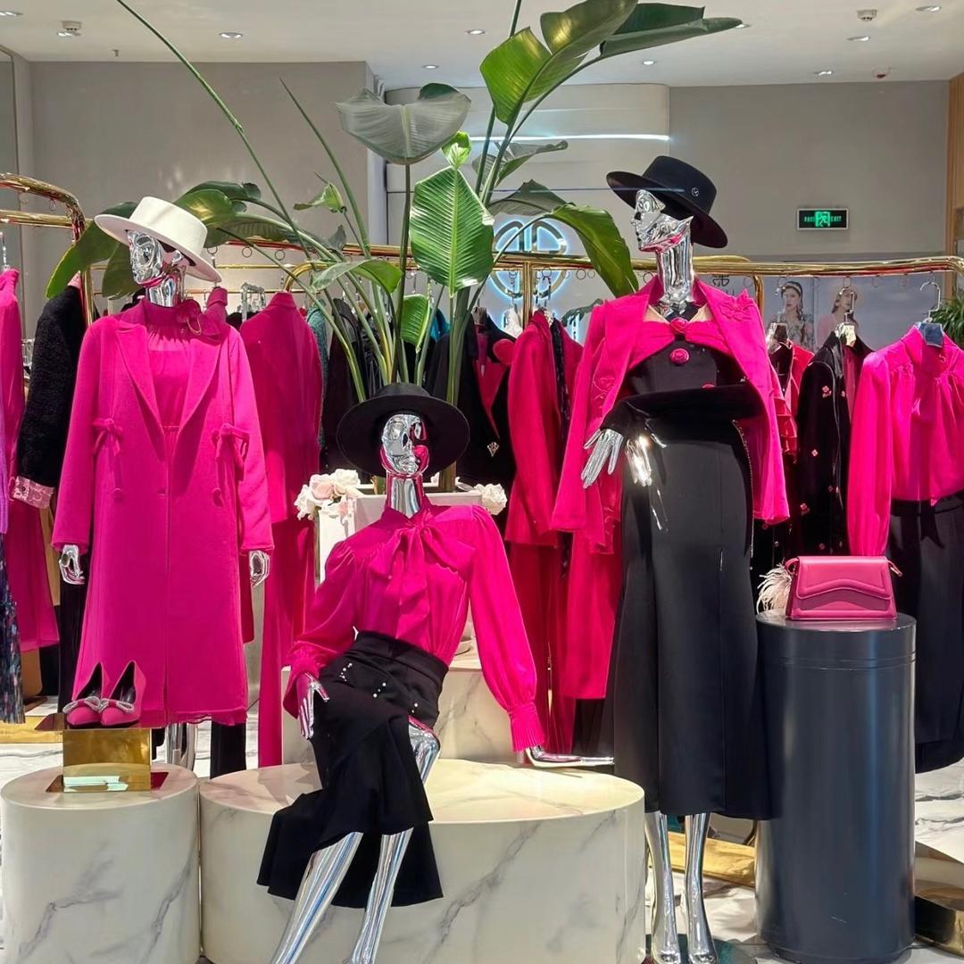 深圳南油高端女装品牌工厂店