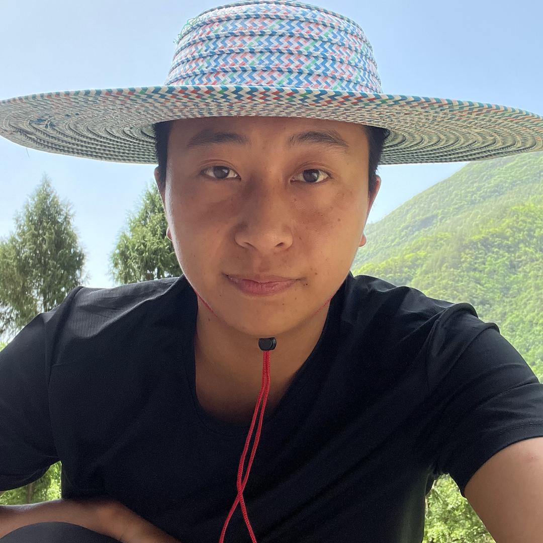 小梁在农村