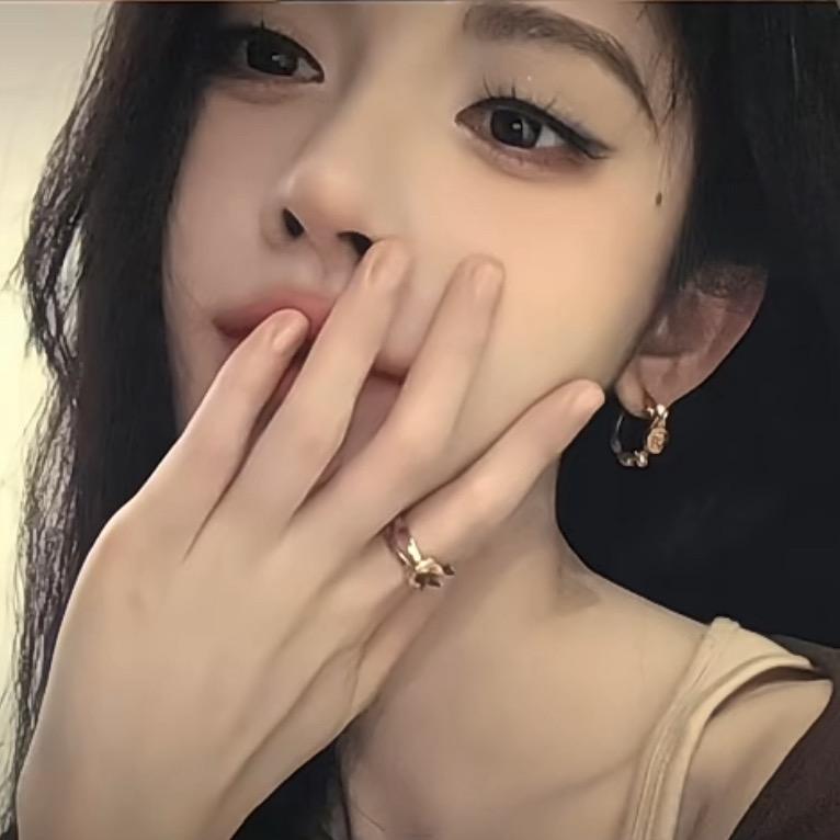 美羊羊.