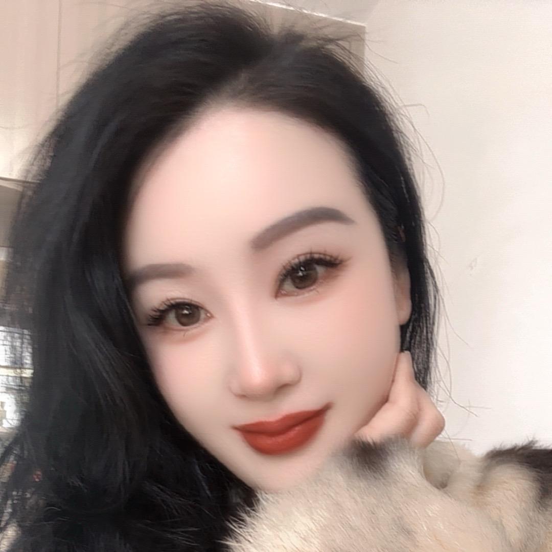小小💕幸福💕（芳芳）