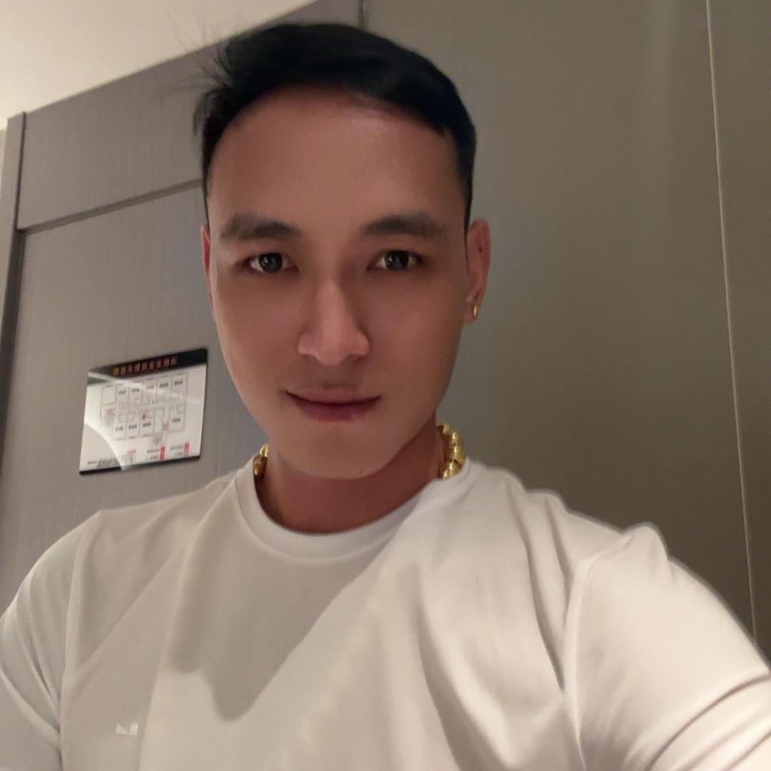 龙天宇