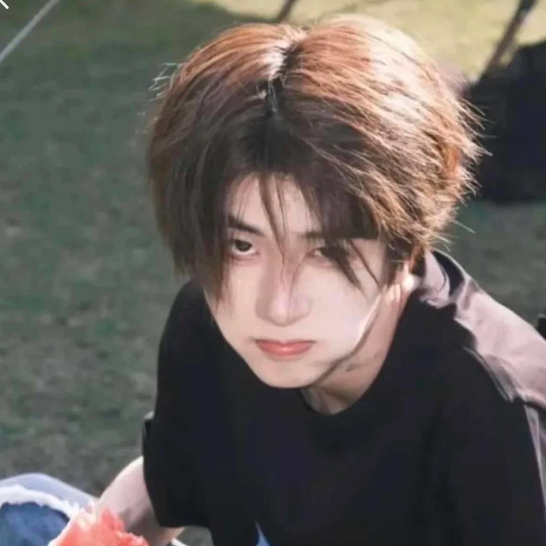 看见请提醒我喝水谢谢