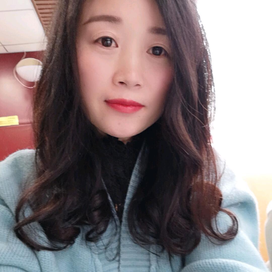 笆曼子服饰内衣专卖店厂家