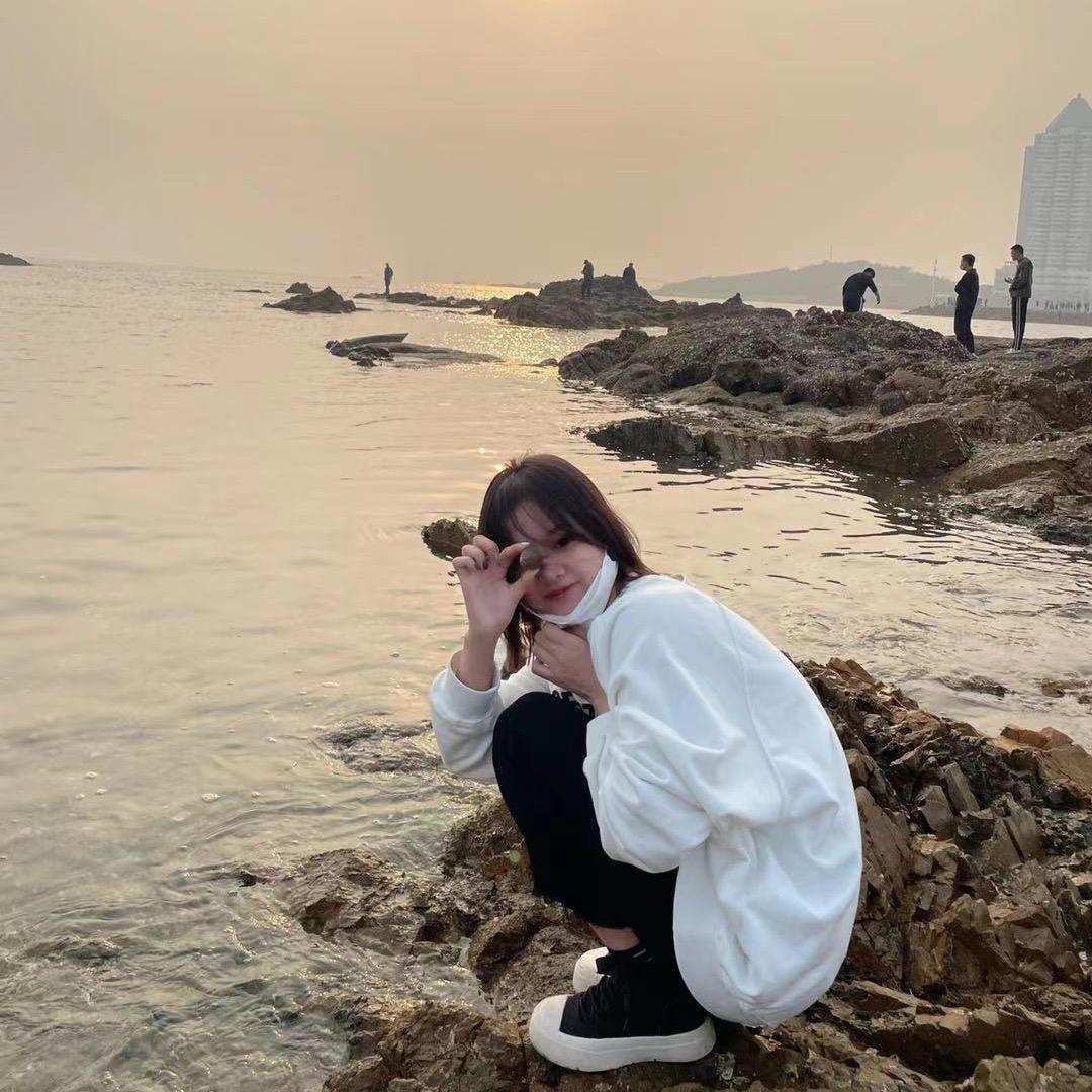 圆圆的零食铺子