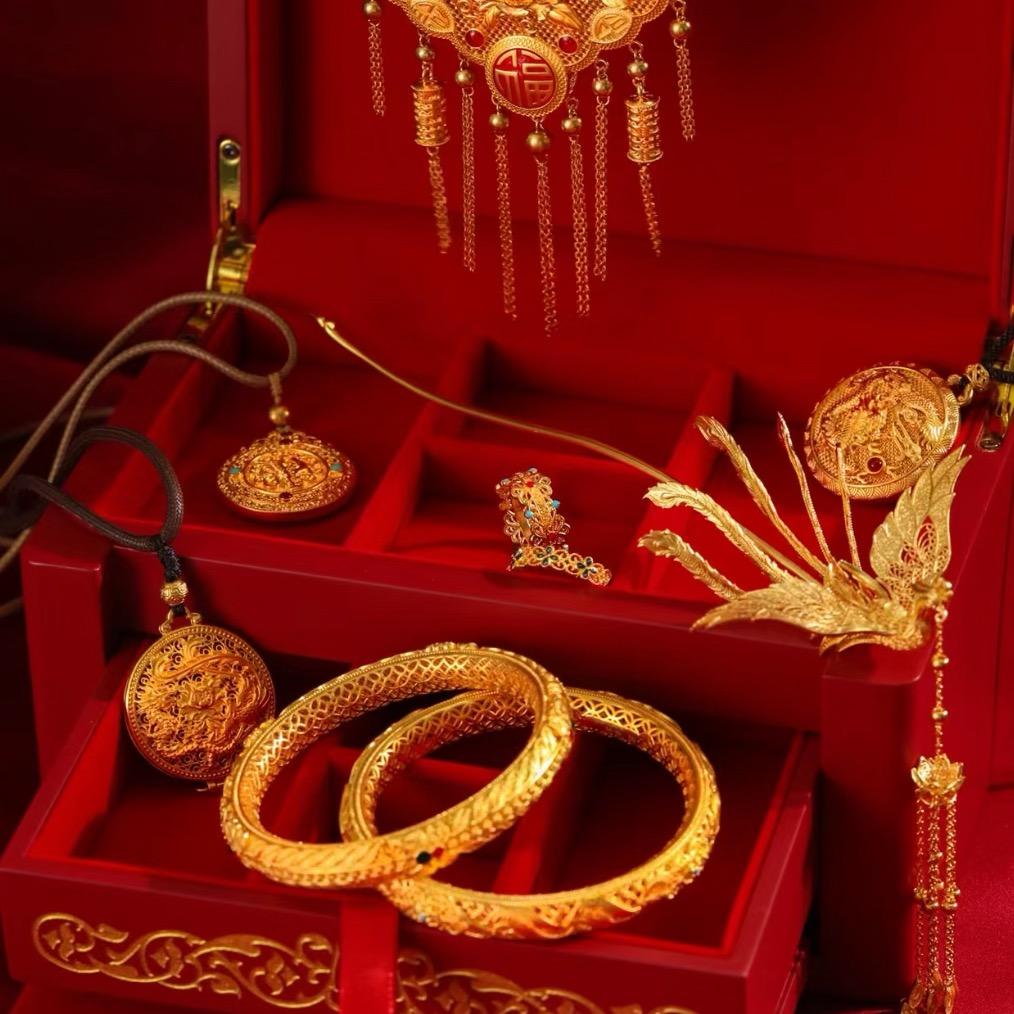 金鹏高定饰品