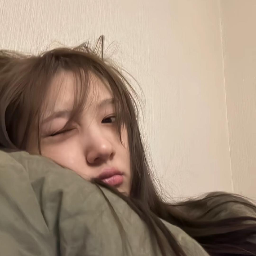 ㅤᅠ ᅠᅠㅤ    ㅤ