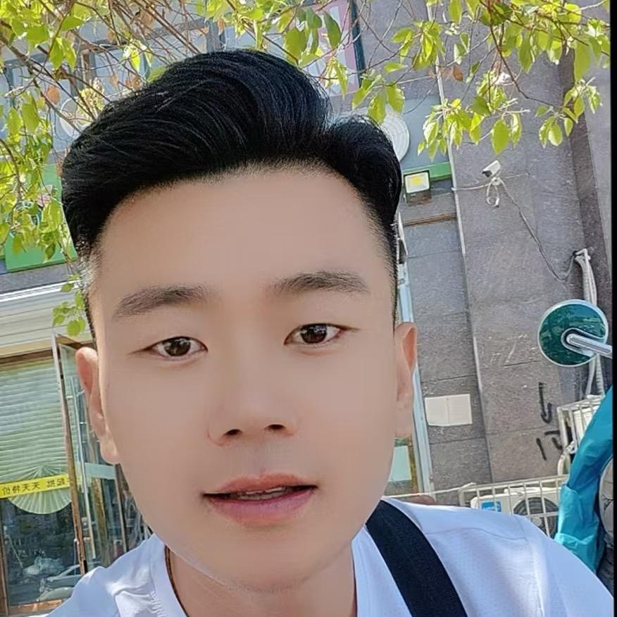 小涛吃喝玩乐