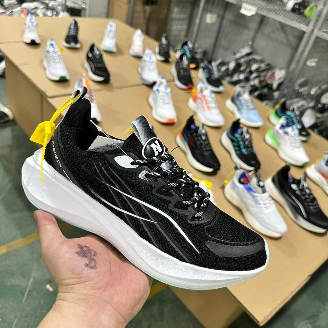 福建晋江杂鞋工厂