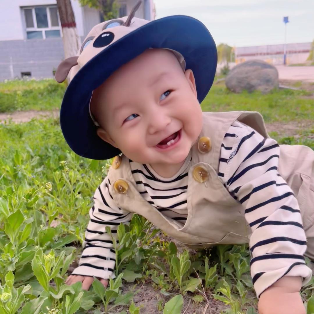 🐱墩哥和开心👼