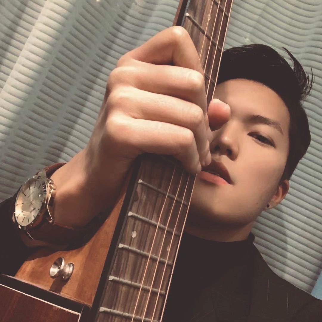 康阳飞康康老师在茶园