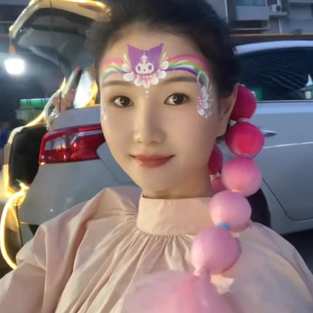 🍓草莓爱彩绘