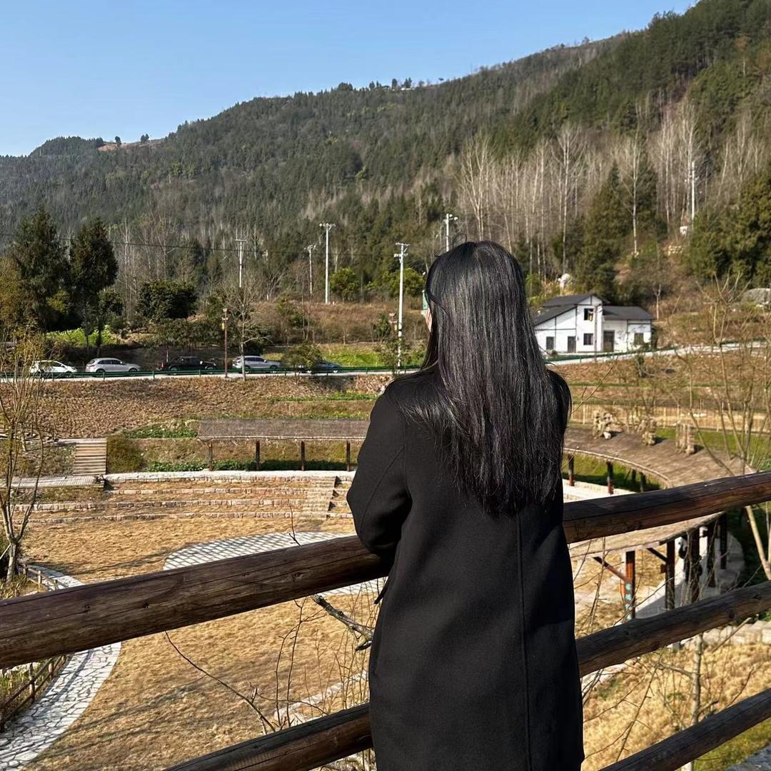 没刘海的妹子不怕风