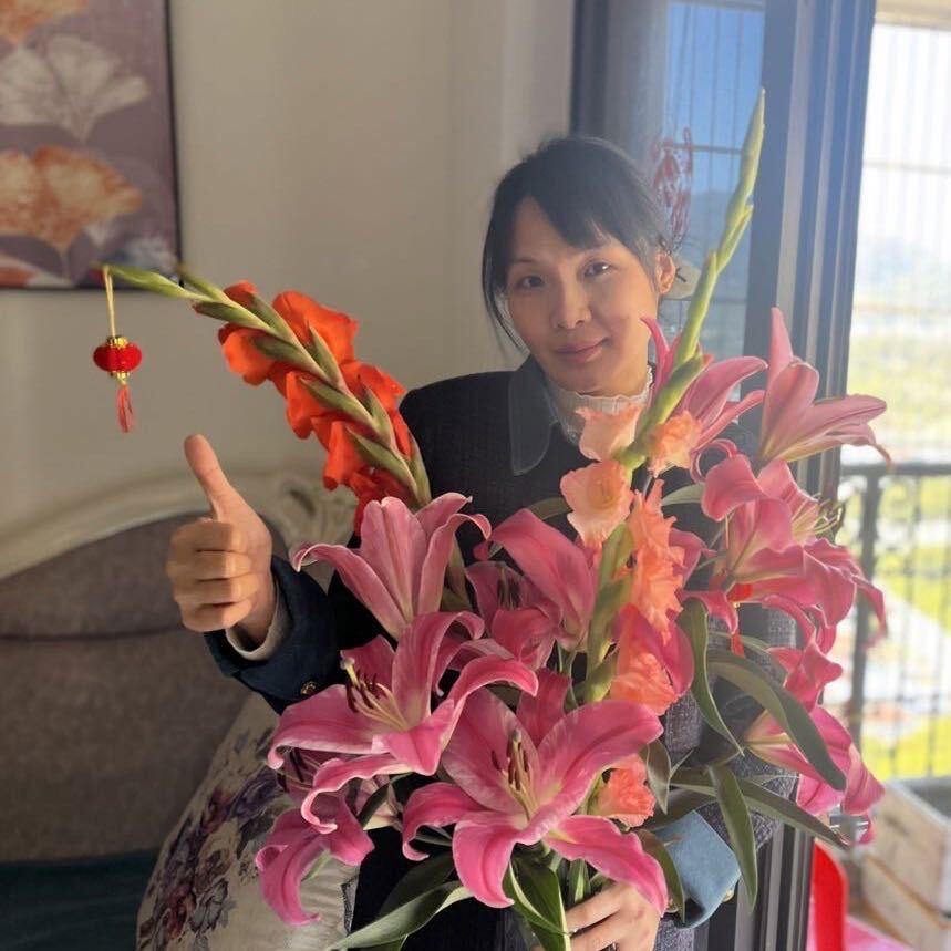 努力奔跑的小温