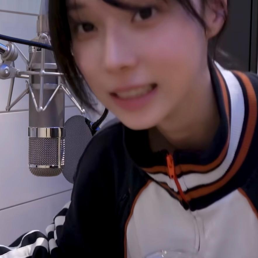 高冷低调小洋桃(՞_  ̫ _՞)