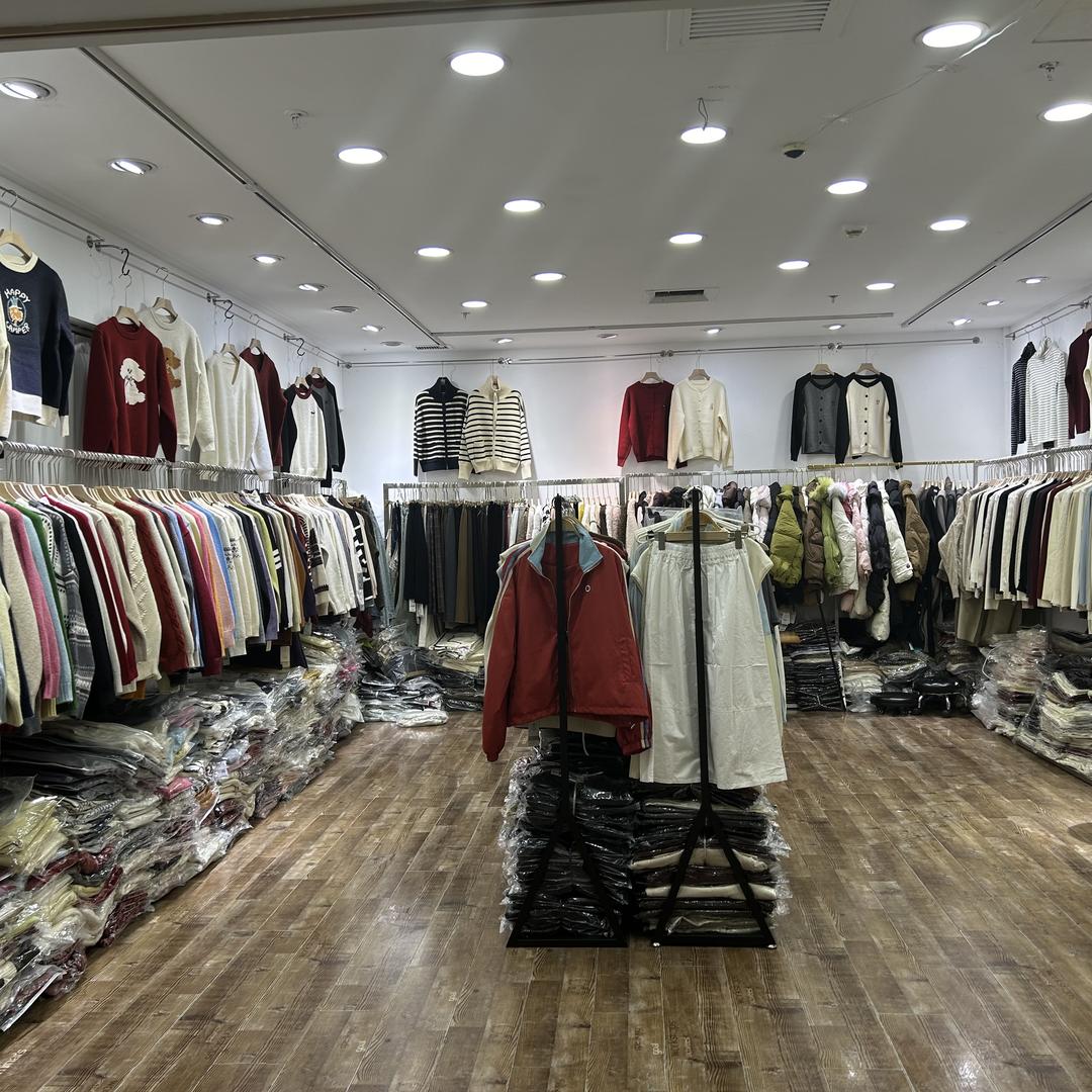 大叔女装店