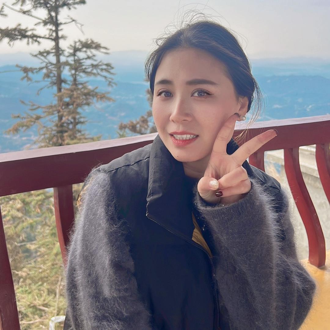 李小燕