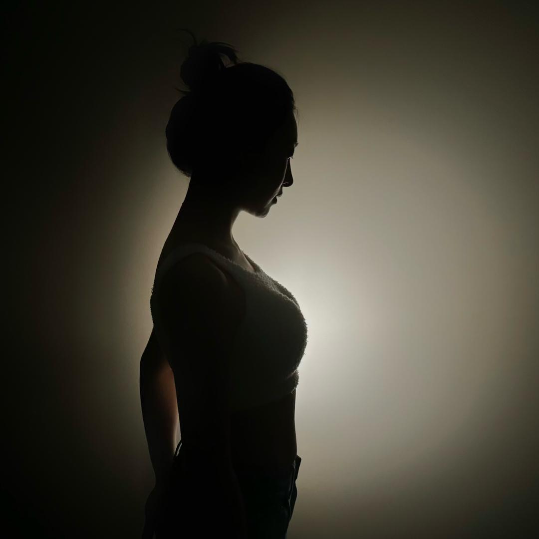 雪哥削个椰子皮（带娃记）