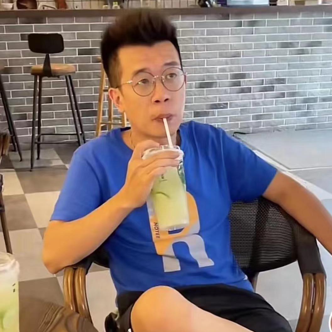 蓝精灵.