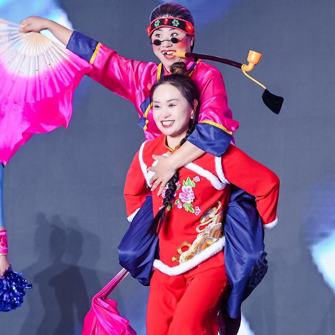 寿光芳芳秧歌队团长（全国接单）