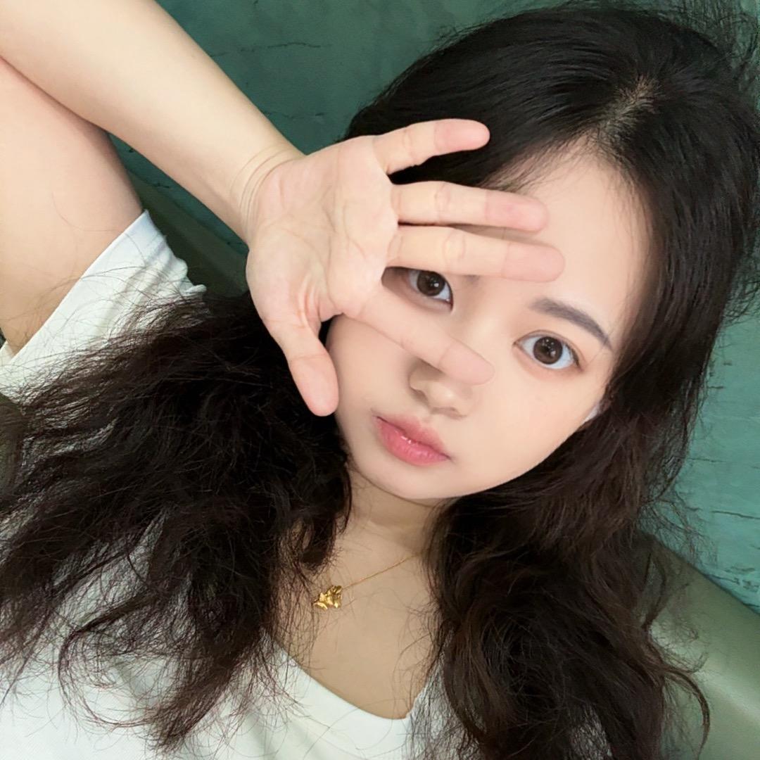 😲隔壁捡的小孩。