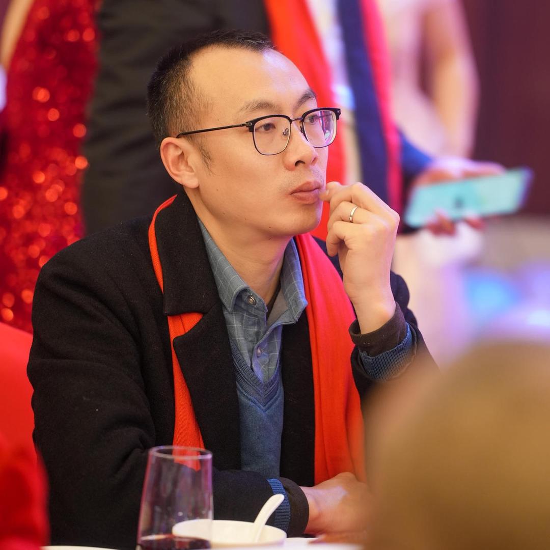 奥辰优商贸-勇帅