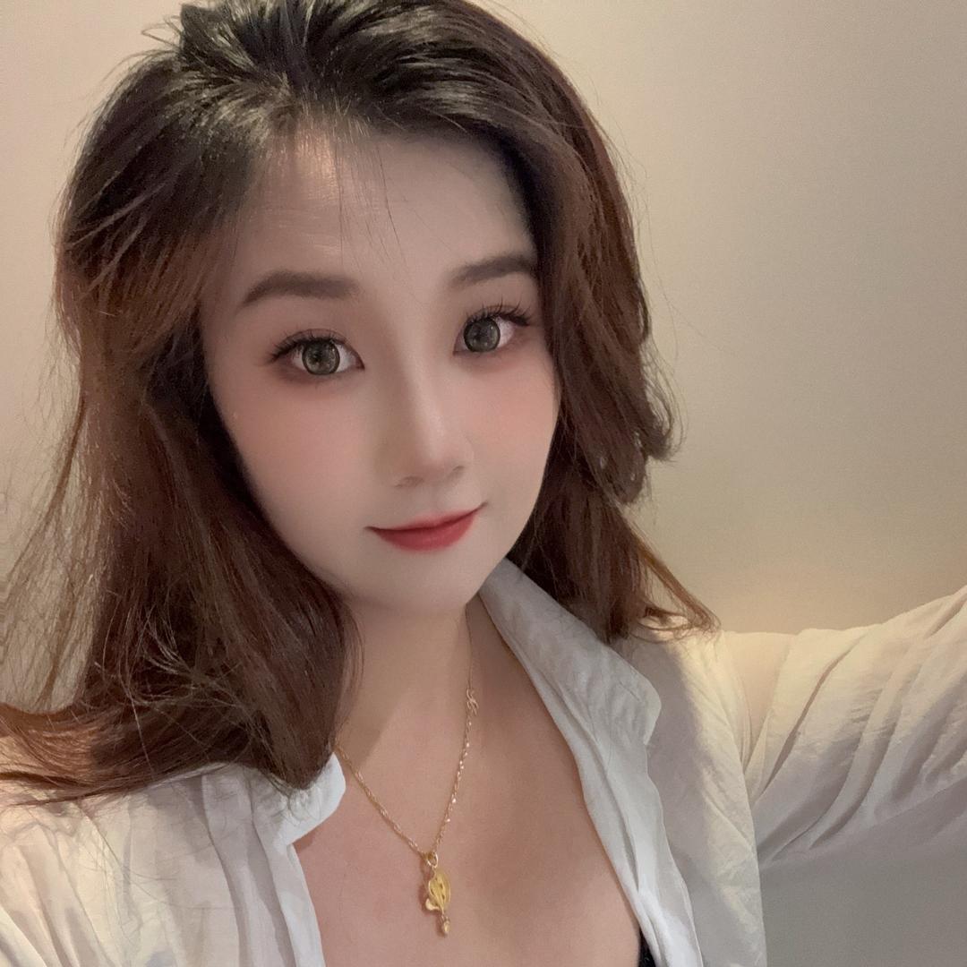 肉肉的婷婷🌟