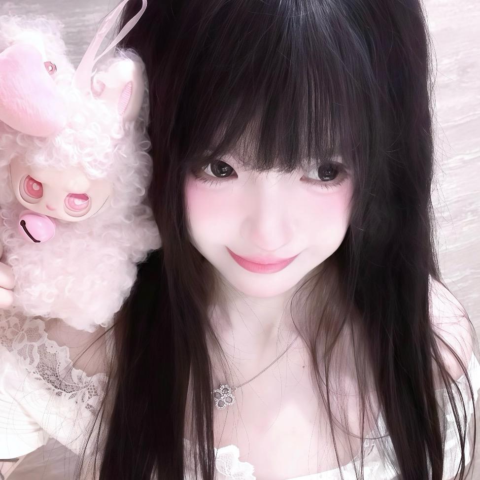 ꒦ິ^꒦ິ