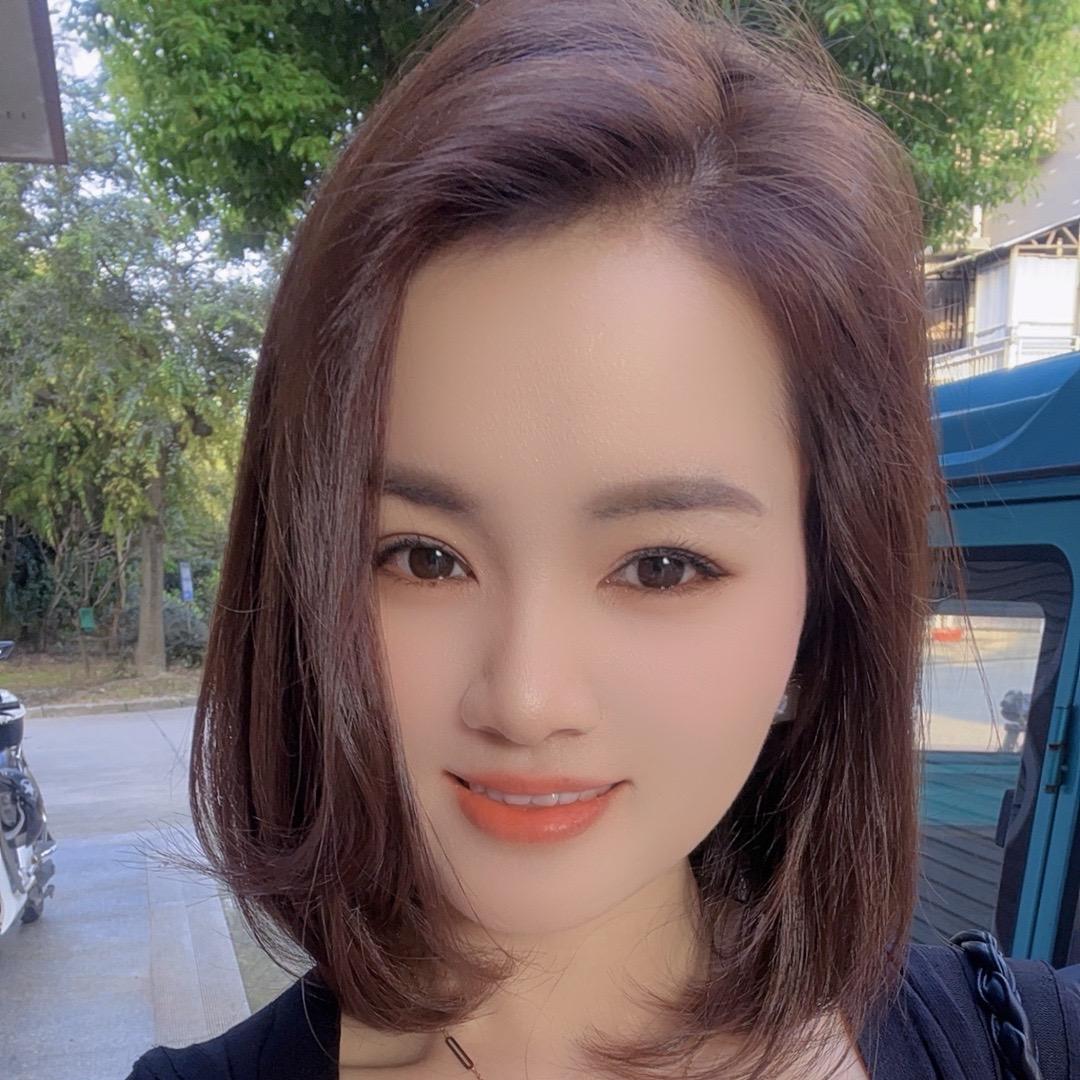 黄小燕