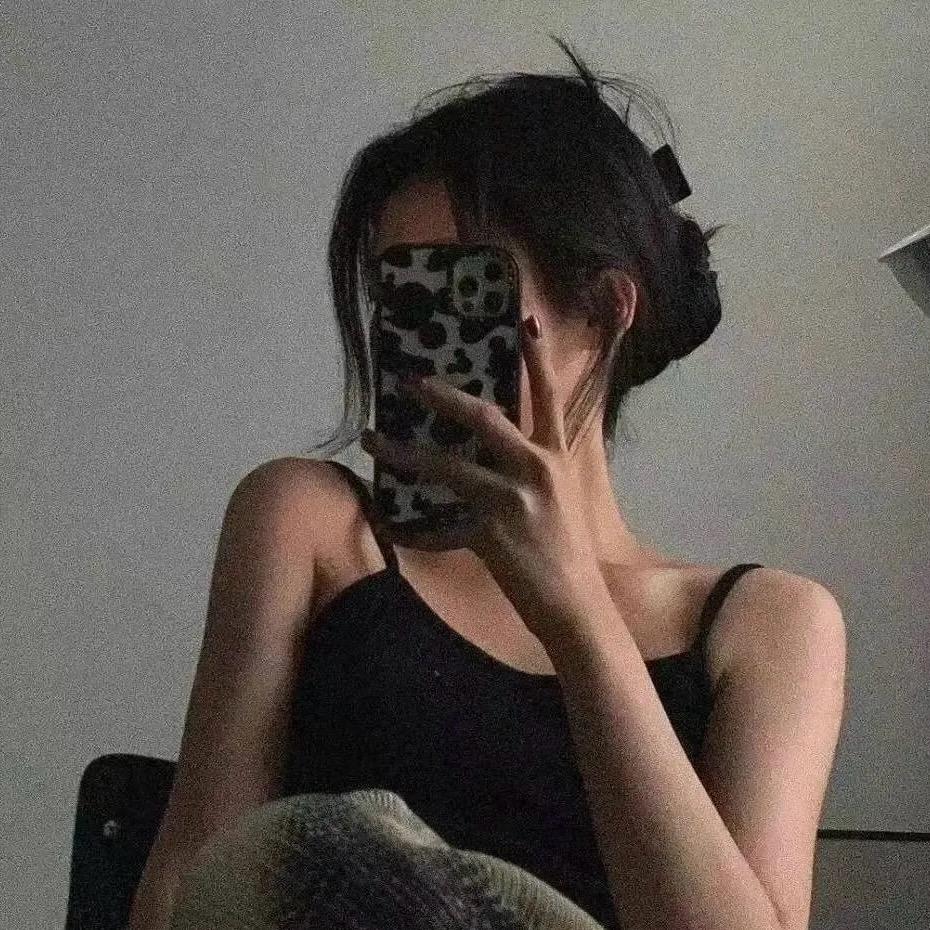 Y•