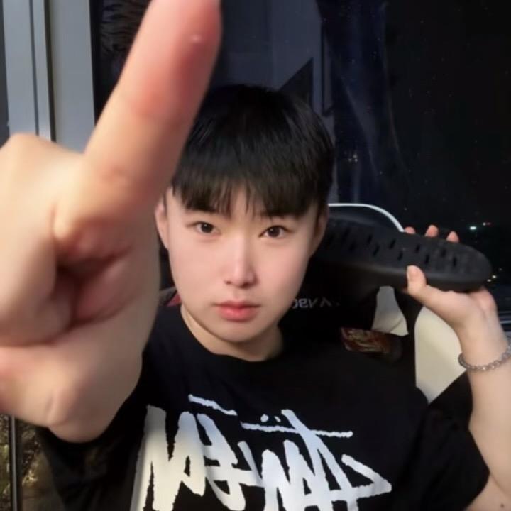 玉米须子（张Kelly）