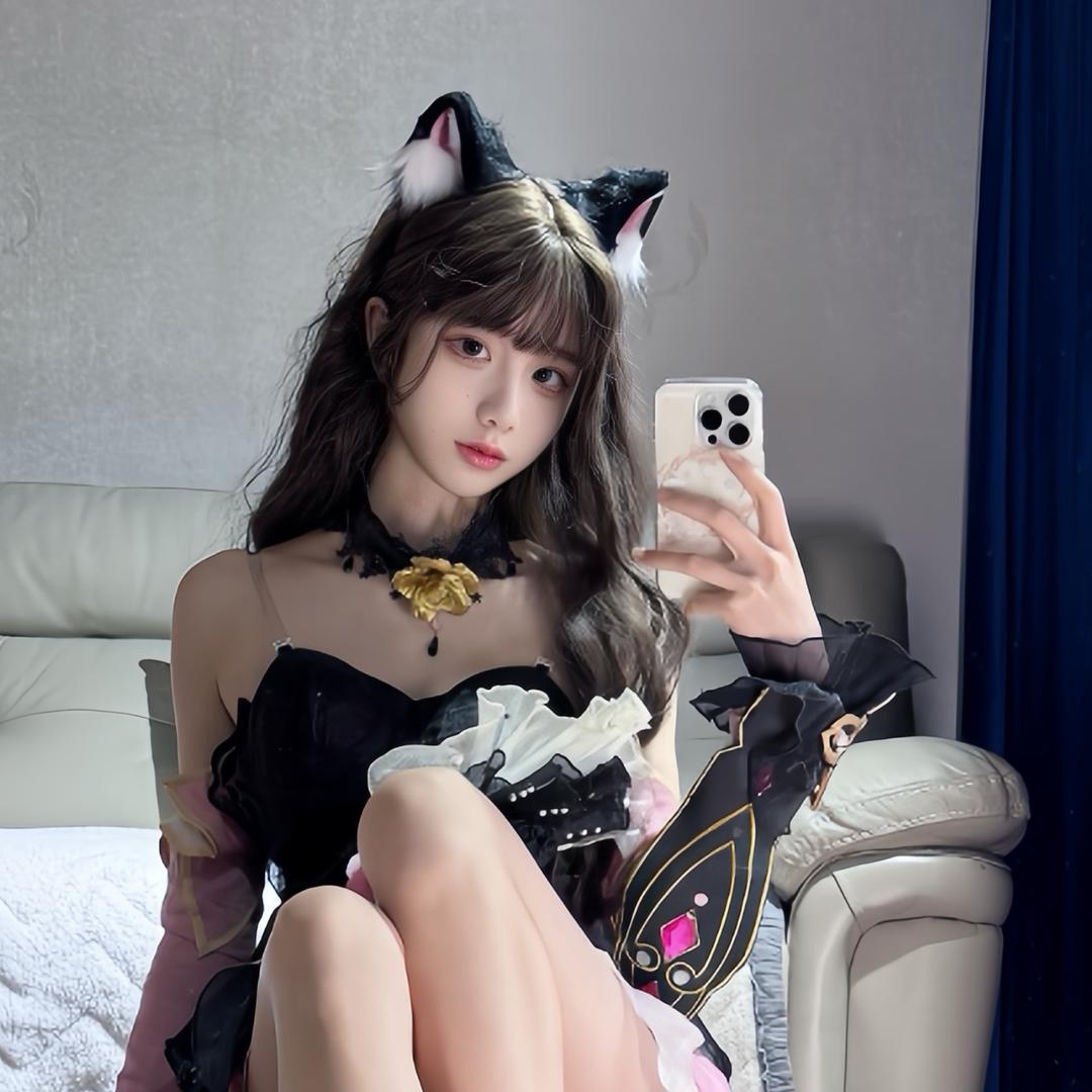 小奈拍了拍你