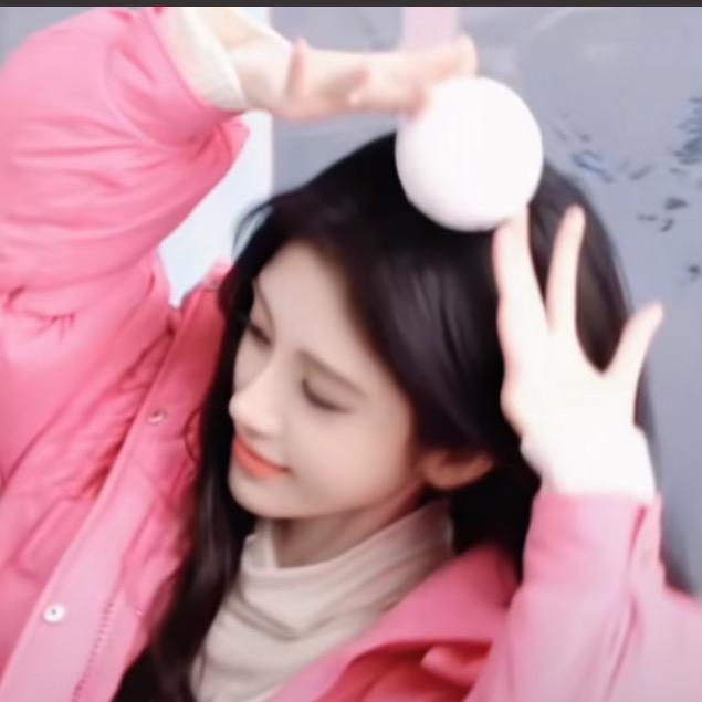 ╮草莓奶酪‘’