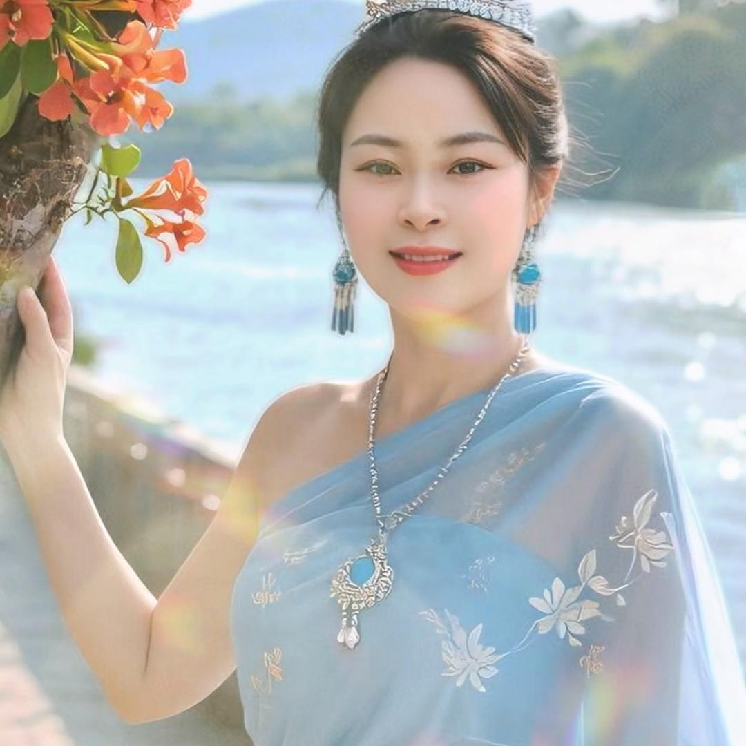 大表姐（重庆三三团队）