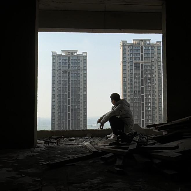 住进烂尾楼的快乐生活