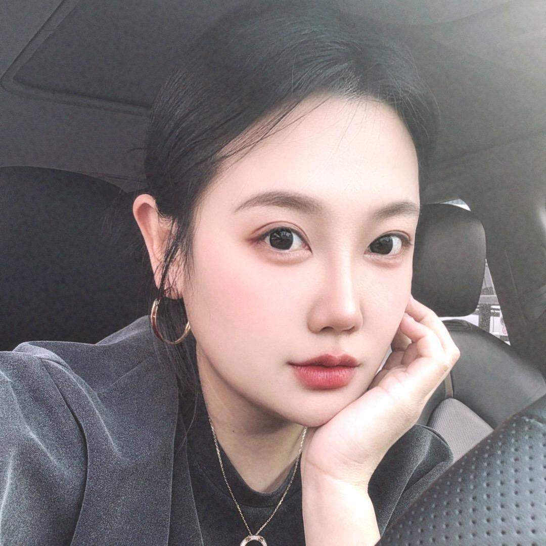 一个东东呀🌻