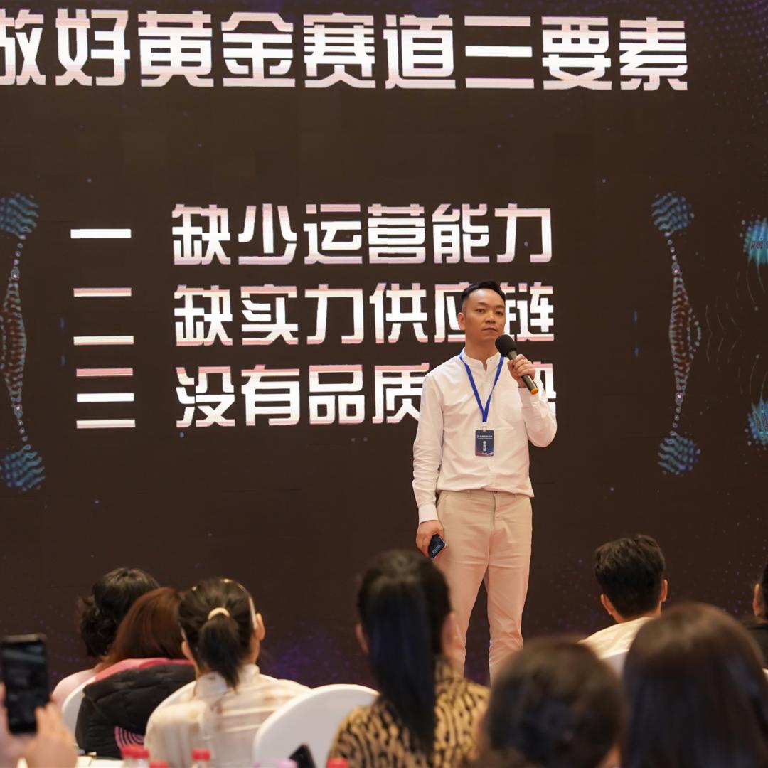 广西宝艺文化传媒有限公司（老袁）