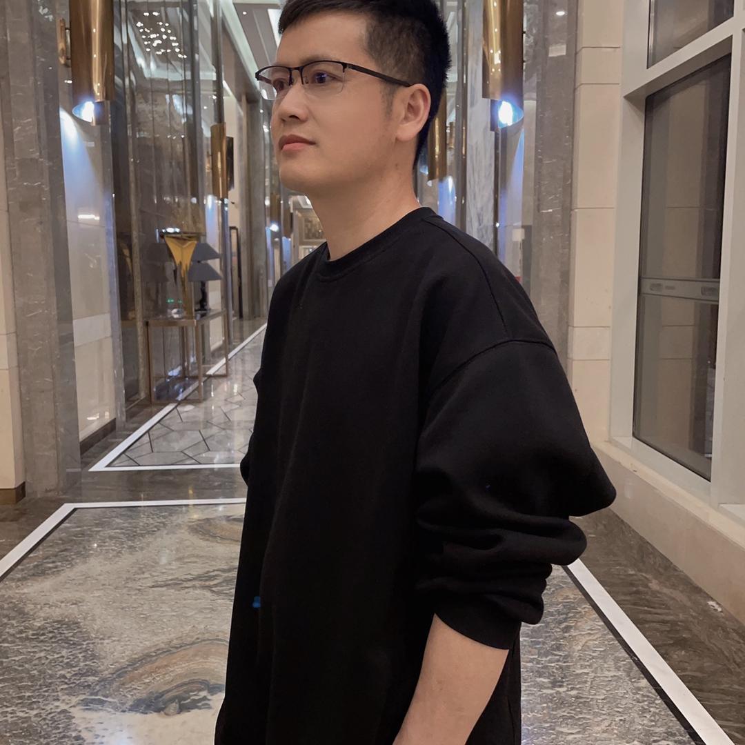 沉稳大叔