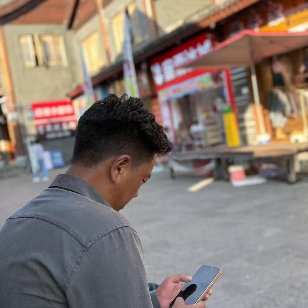 @阿力先生