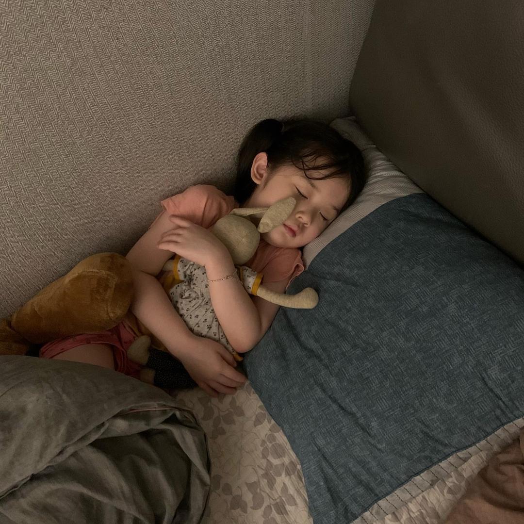 Zzzz