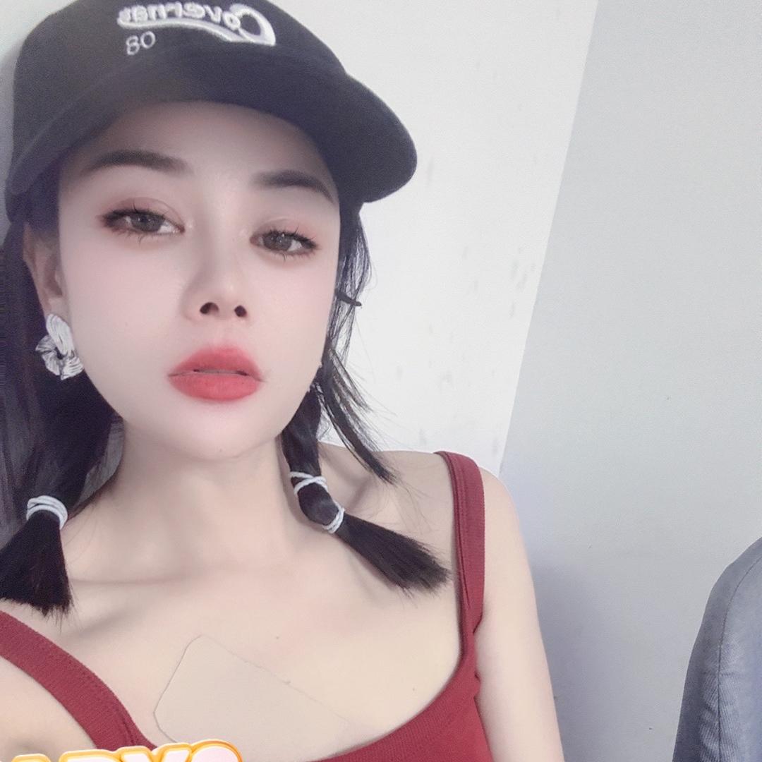 黑卡优选精品女装