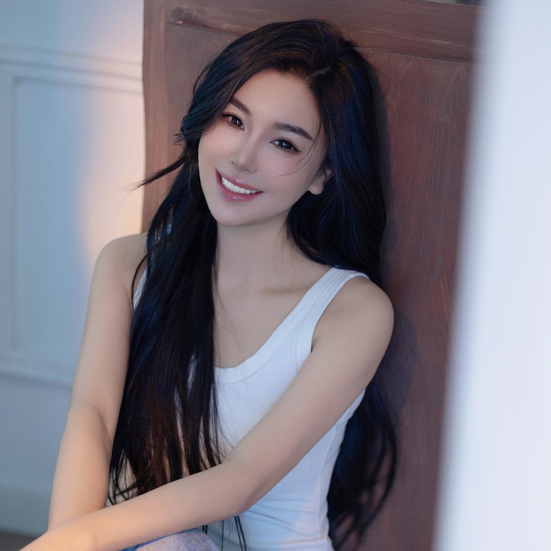 樂瑶🎙️⁹²¹¹