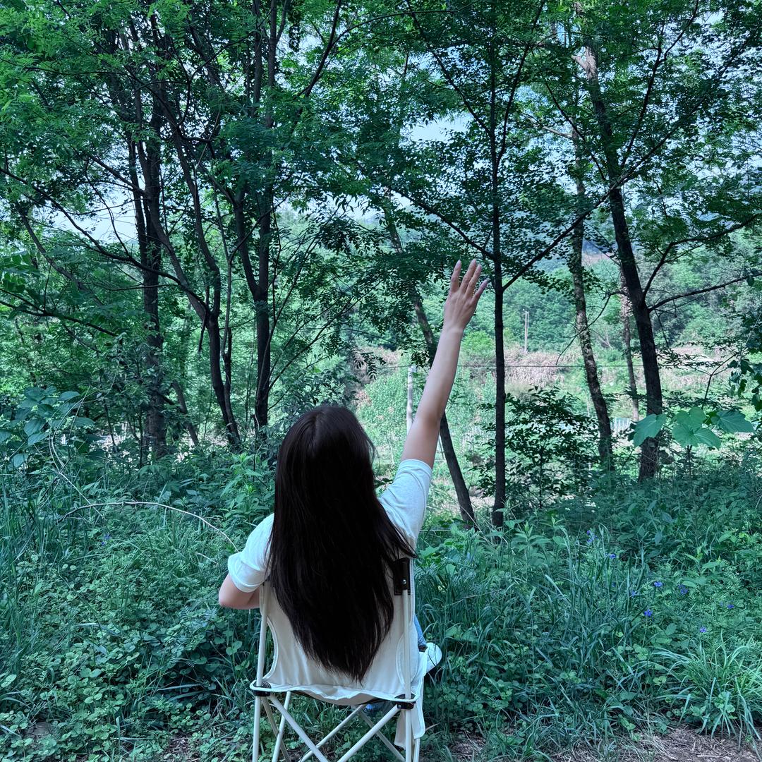 满亿。