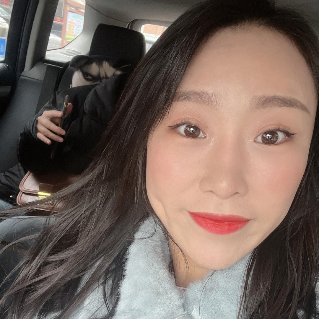 ^_^