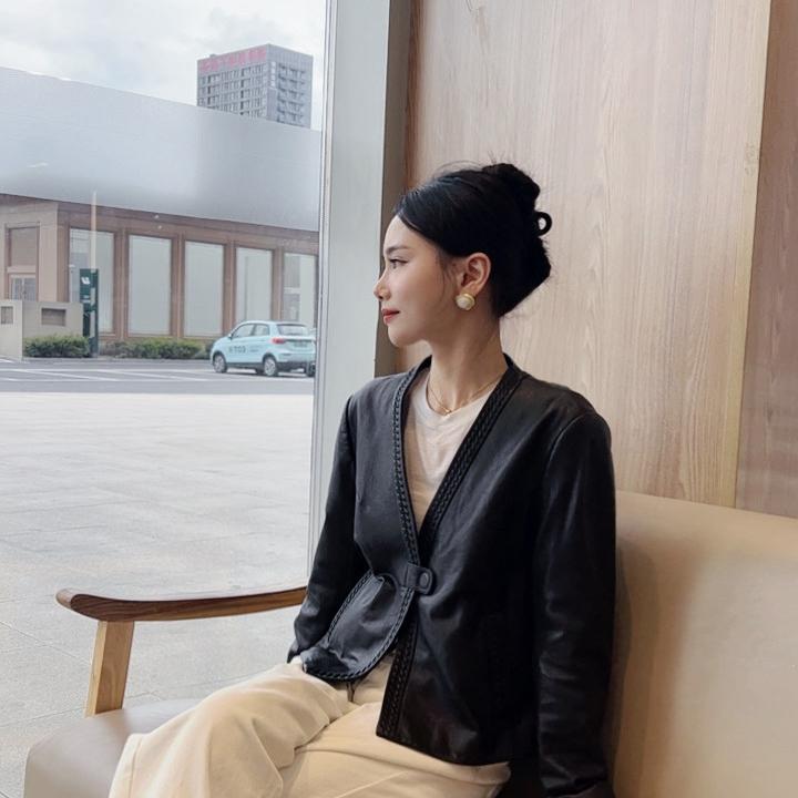 海宁阳妮皮衣皮草